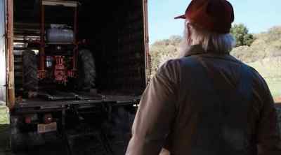 Holy mackerel! That looks like
Len Hickey's tractor. - The Dukes of Hazzard