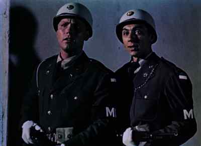 Holy mackerel!
What was that? - Invaders from Mars