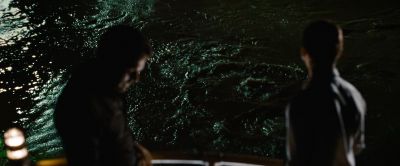 Holy shit Those are fucking crocodiles - Runner Runner