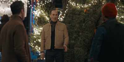 Homeless Paul Bunion,
dumpster diving. - Who Invited Charlie?