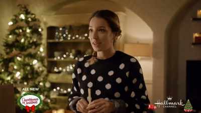 Honestly, I haven't been
this excited about something - Heart of the Holidays