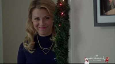 Honestly, she talks to me - Entertaining Christmas