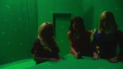 Honey, we did try.
Let's go. Gen! - Fantasmas