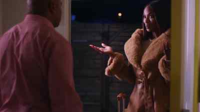 Honey, I'm home. - A Heart for Christmas