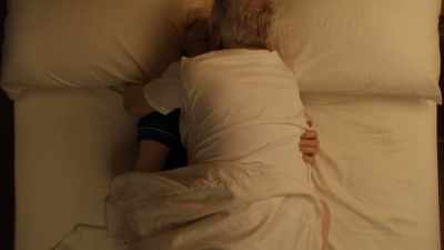 - Honey?
- ( moans ) - Room 104