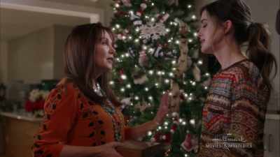 Honey, you said
that he likes clocks, right? - A Merry Christmas Match