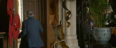- Honey, shall we go?
- You're not going to leave like that? - Cocorico