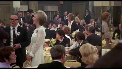 Honey, somebody's waving at us. - Taking Off