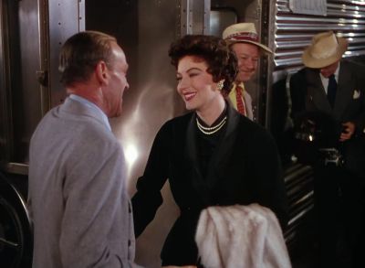 Honey would you try that cross please again for me - The Band Wagon