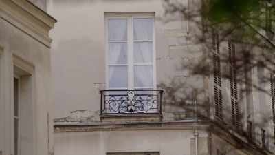 Honey,
you can't just quit - Savoring Paris