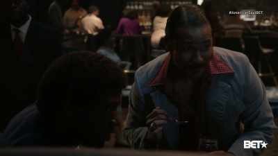 - Honeybees?
- These bees is money, baby. - American Soul