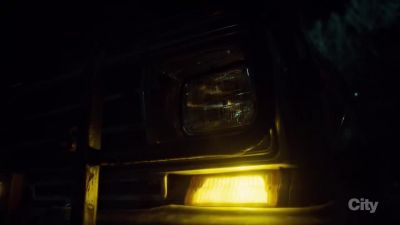 (honking and alarming sounding) - Hannibal