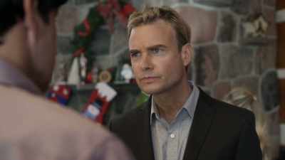 - Hooch was the dog.
- Exactly. - The Enchanted Christmas Cake