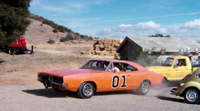 -Hook up this thing, here.
-I don't know. - The Dukes of Hazzard