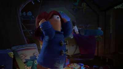 -[hooting]
-[he screams] - The Adventures of Paddington