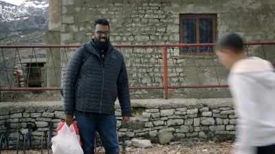 HOOVES CLATTER - The Misadventures of Romesh Ranganathan