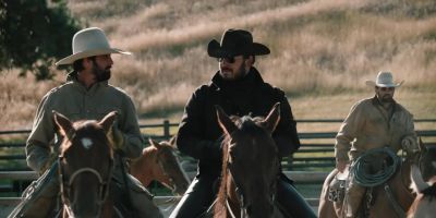 - Hope you boys
got your wild rag. - Yellowstone