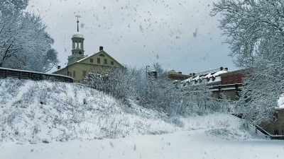 [hopeful music] - Miracle in Bethlehem, PA