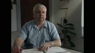 Hopefully
making some sense - John Wayne Gacy: Devil in Disguise