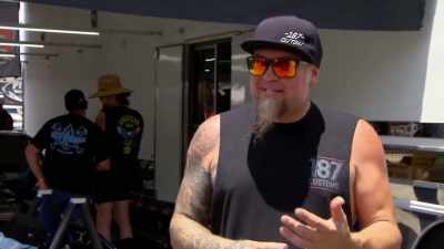 Hopefully he takes this win,
and we go into the final four, - Street Outlaws No Prep Kings Team Attack