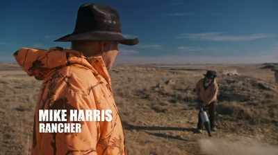 HOPEFULLY WE'LL
FIND SOMETHING - Dino Hunters
