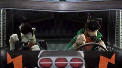 -[horn honking]
-[gasps] - Buddy Thunderstruck
