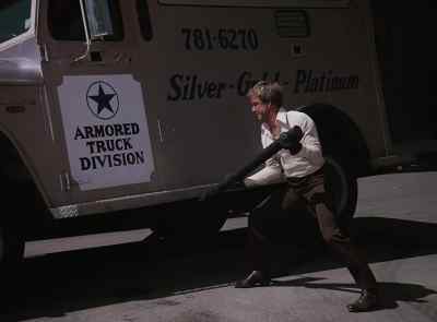 (HORN HONKING)
(TIRES SCREECHING) - The Six Million Dollar Man