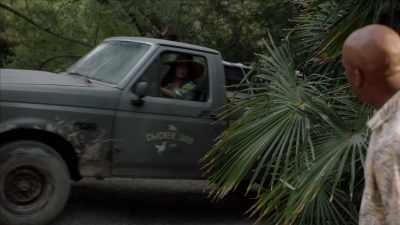 [ Horn honks ] - The Rookie: Feds