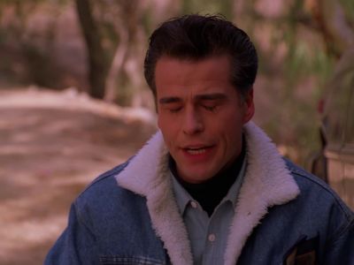 [HORN HONKS] - Twin Peaks