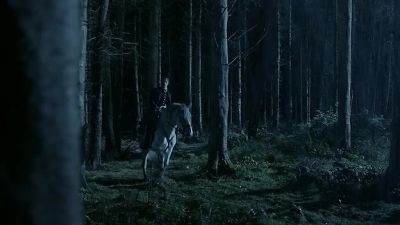 [horse neighs] - Outlander