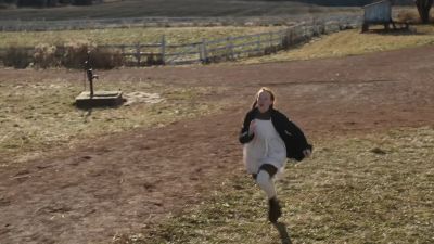 [horse trotting] - Anne with an E