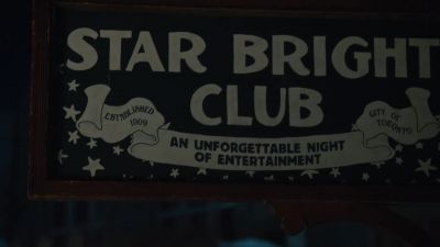 (horse whinnying) - Murdoch Mysteries
