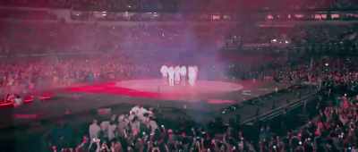 ♪ Hot hot hot hotter ♪ - BTS: Permission to Dance on Stage - LA