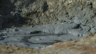 Hot springs and bubbling pools
of liquid mud. - Prehistoric Planet