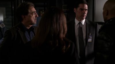 Hotch,
James couldn't give us any names. - Criminal Minds