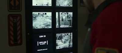 HOUSE: Warning. Vehicle
approaching. Emergency alert. - Archive