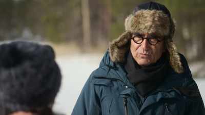 - How about a strong cup of coffee?
- [Aksana laughs] - The Reluctant Traveler with Eugene Levy