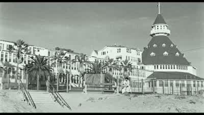 - How about that guy? - Some Like It Hot