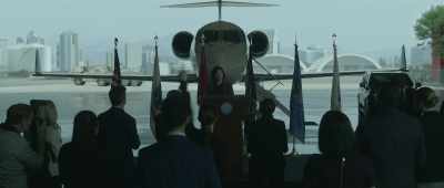 How about we just
open it up to questions, - The Terminal List