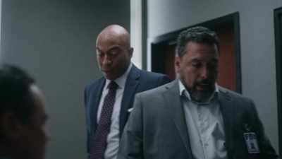 How about kidnapping
Congressman Roberts, huh? - The Rookie: Feds