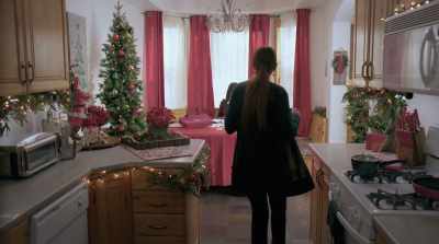 How about you take
a little break? - Christmas Hotel