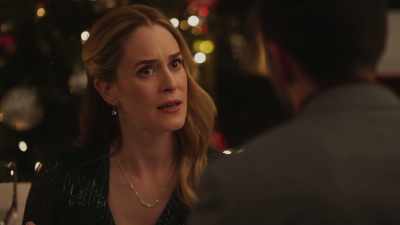 How am I supposed to
prove that I can be a - Engaged by Christmas
