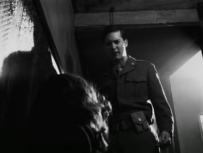 How am l supposed to help you Lena if you won't help me - The Good German