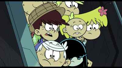 How are we gonna cross
without them seeing us? - No Time to Spy: A Loud House Movie