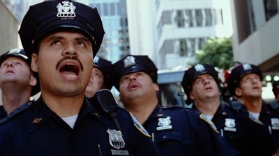 How are you gonna save people that high up lt's impossible - World Trade Center
