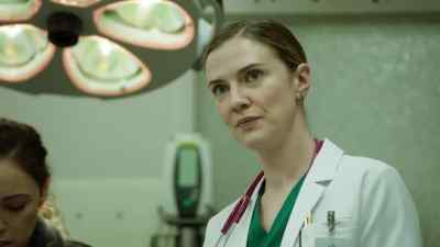 - How are his pupils?
- Reactive, but slow. - Christmas On Call