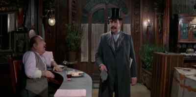 - How are the phantoms?
- Not before midnight, Signor expert. - Hotel Paradiso