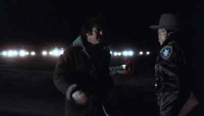 - How are they?
- Fine. They're in the chopper. - Night of the Lepus