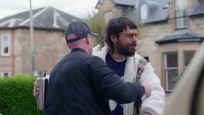 -How are ya man? Feeling
alright?
-How ya doin? Yeah, - Biffy Clyro: Cultural Sons of Scotland