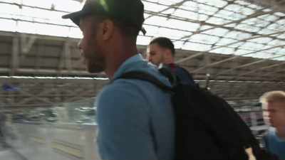 How are you?
I send this video for you, my team. - All or Nothing: Manchester City